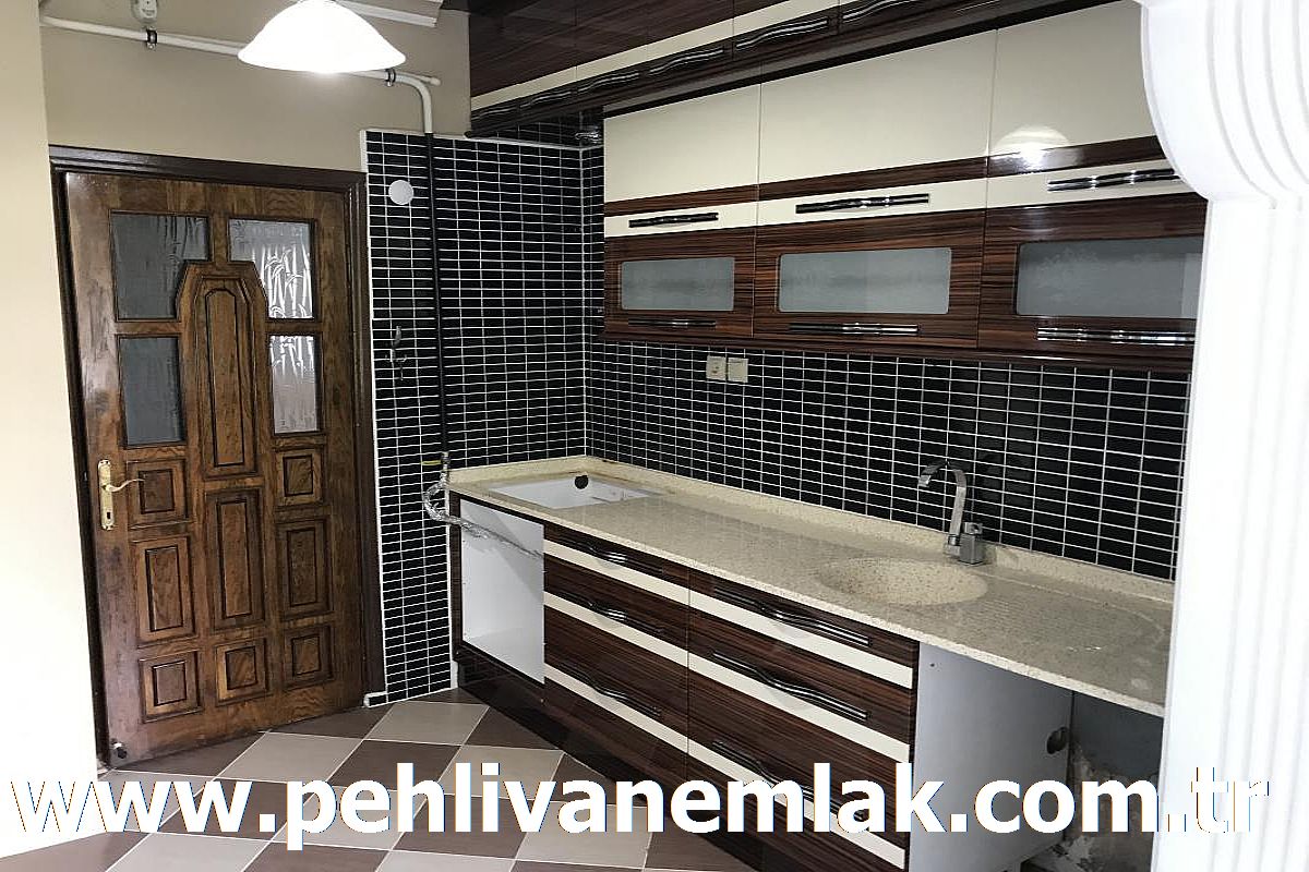 Alaplı Üç Katlılar Full Yapılı Satılık Daire