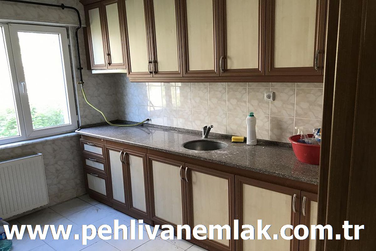 ALAPLI TEPEKÖYDE ASANSÖRLÜ İÇİ FULL YAPILI SATILIK DAİRELER PEHLİVAN EMLAK