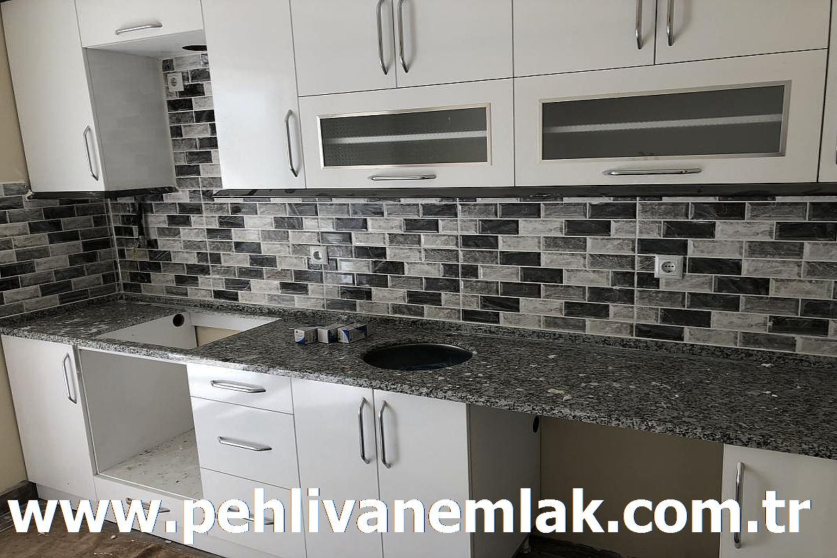 ALAPLI DOĞA MANZARALI SATILIK SIFIR DAİRE ,PEHLİVAN EMLAK