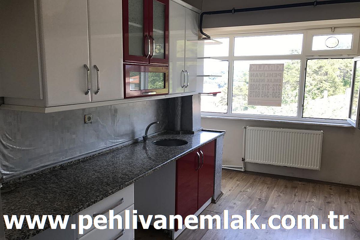Alaplı Üç Katlılar Satılık Daire