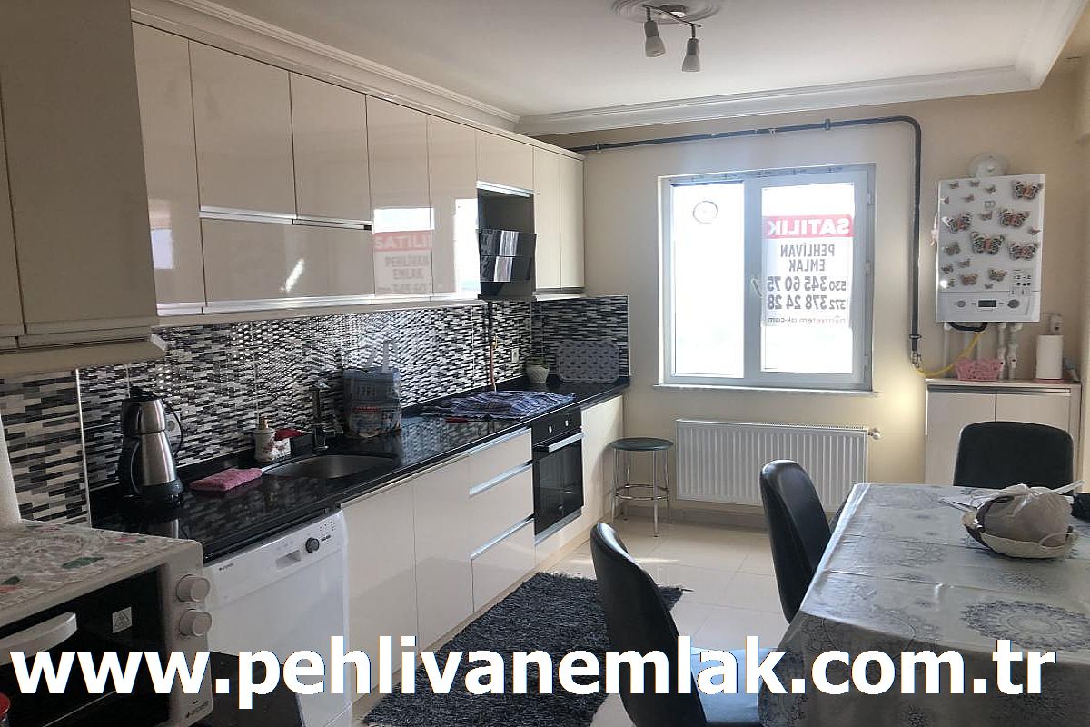 Merkeze Yakın LÜKS Yapılı 3+1 Satılık Daire ALAPLI