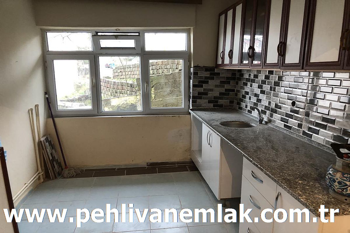 ALAPLI KİRALIK DAİRE PEHLİVAN EMLAK