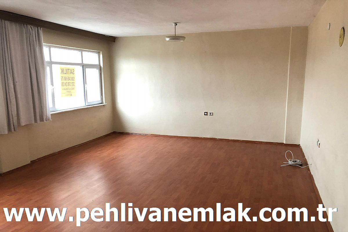 PEHLİVAN EMLAK ALAPLI SATILIK DAİRE