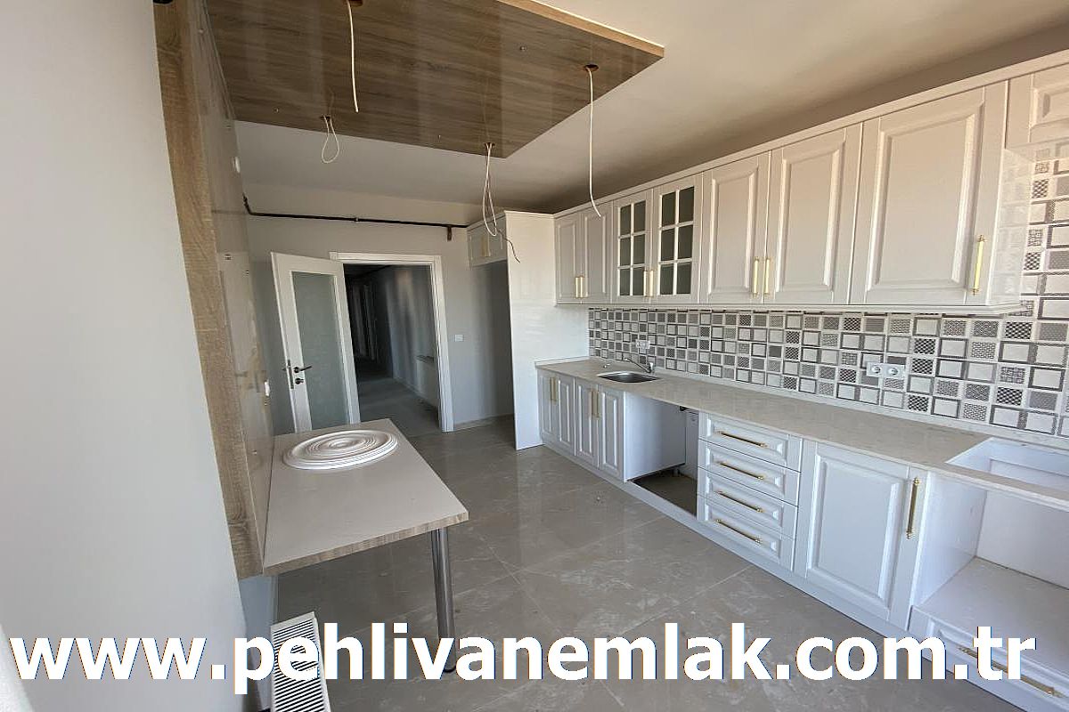 Pehlivan Emlak'tan Muhteşem Manzaralı Sıfır Daire