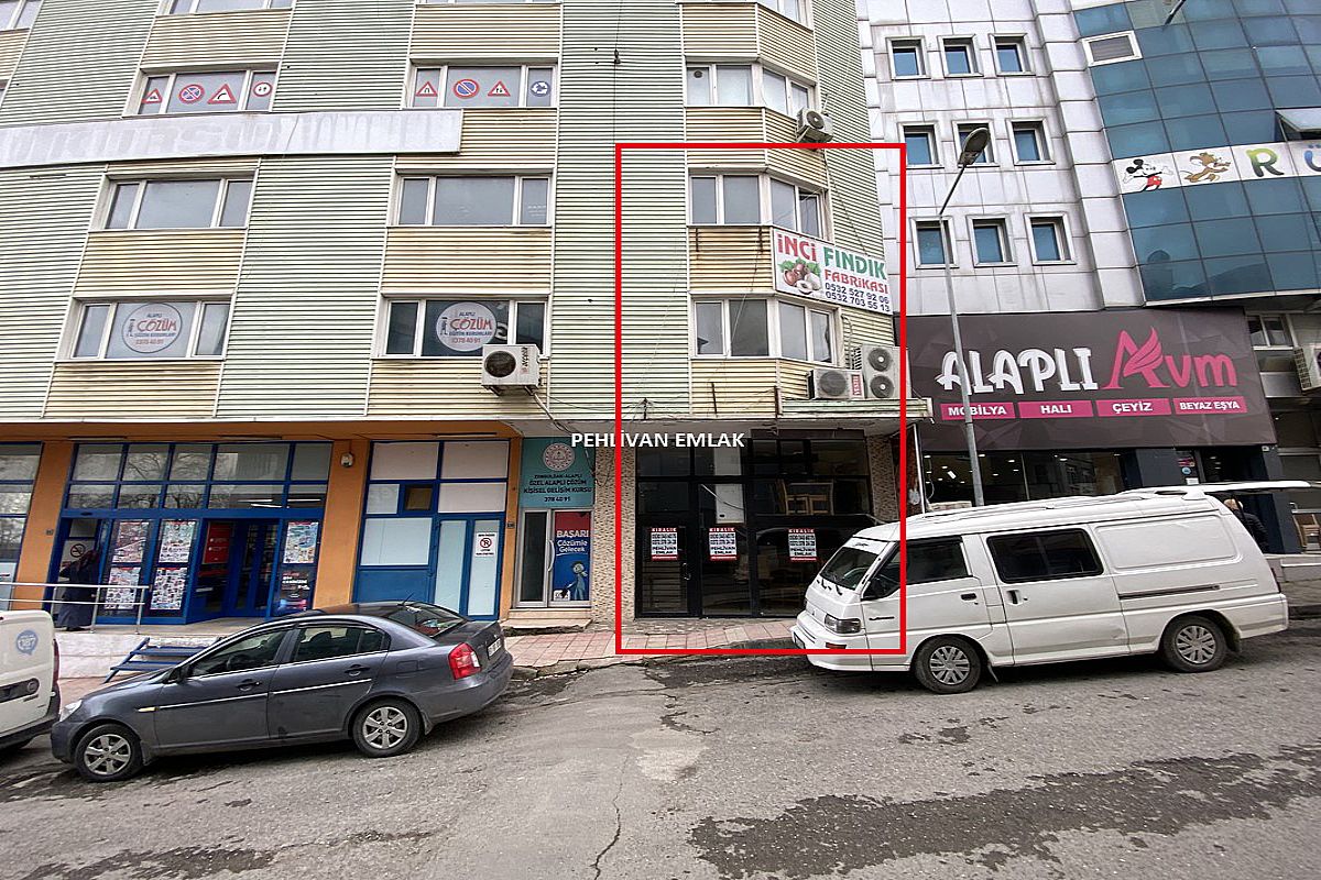 Alaplı Merkezde 4 Kat + Asma Kat Kiralık Dükkan